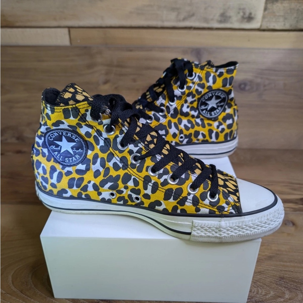 Converse Women 9 Chuck Taylor All Star HI Leopard Print Sneakers Black Yellow